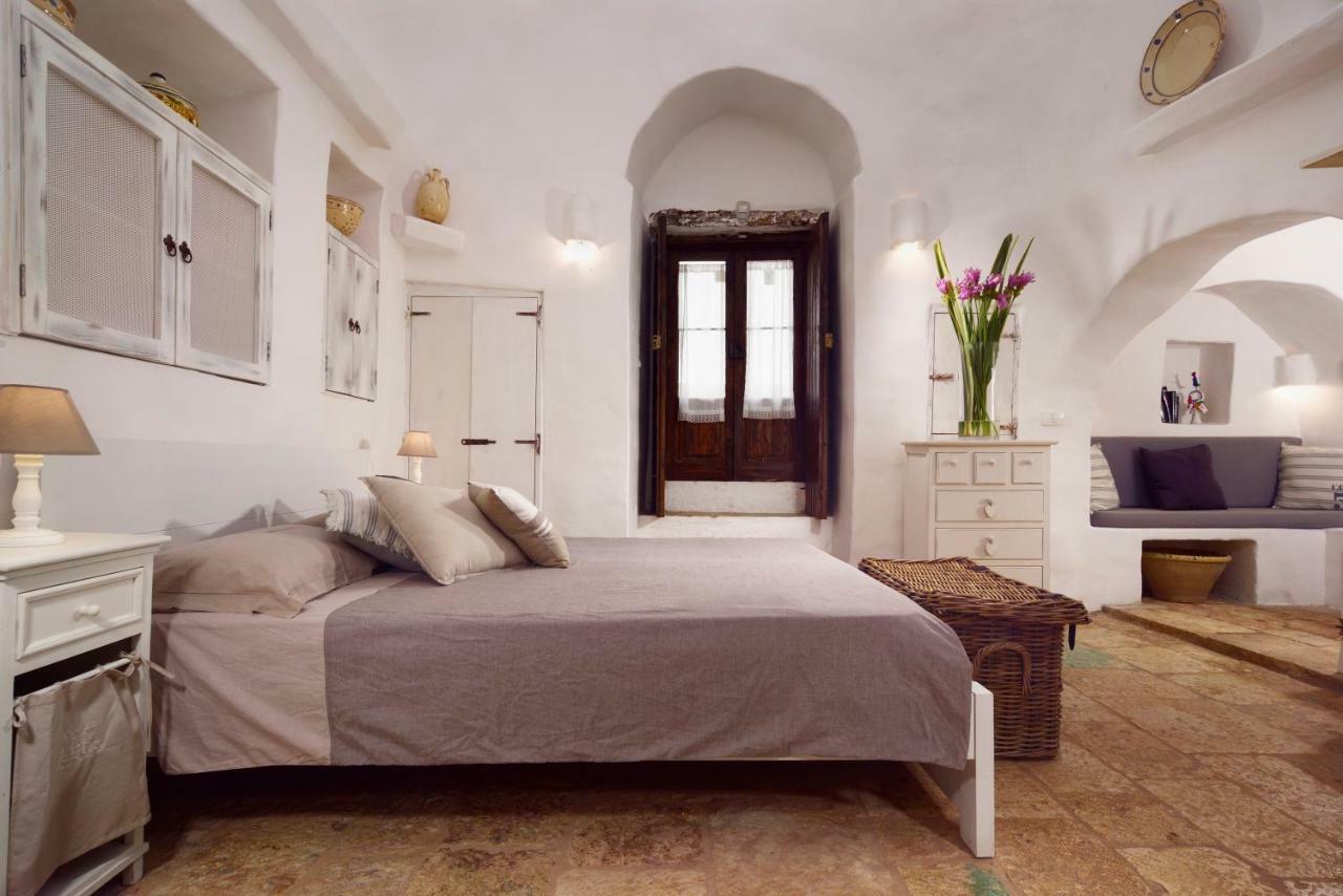 Trullo Barbagiullo * Cisternino